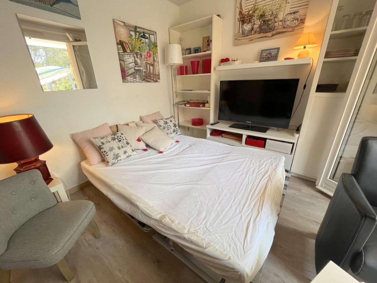 Appartement 2 Pieces Avec Terrasse Et Parking A 400M De La Plage - Saint Aygulf - Fr-1-226A-88 المظهر الخارجي الصورة